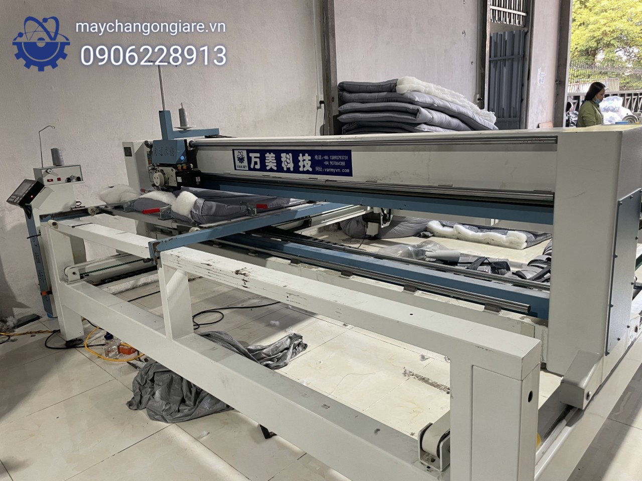 z3000511750038_d43fafbc12eb3c79686990d29cf3f751 máy chần gòn một kim giá rẻ df5