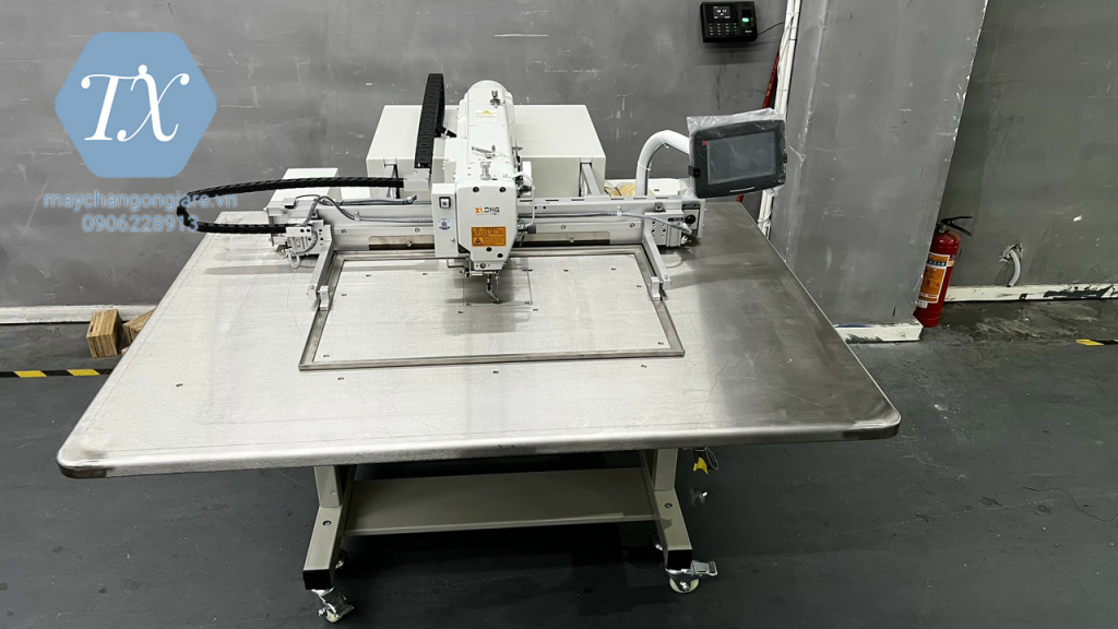 MÁY MAY LẬP TRÌNH 6040G