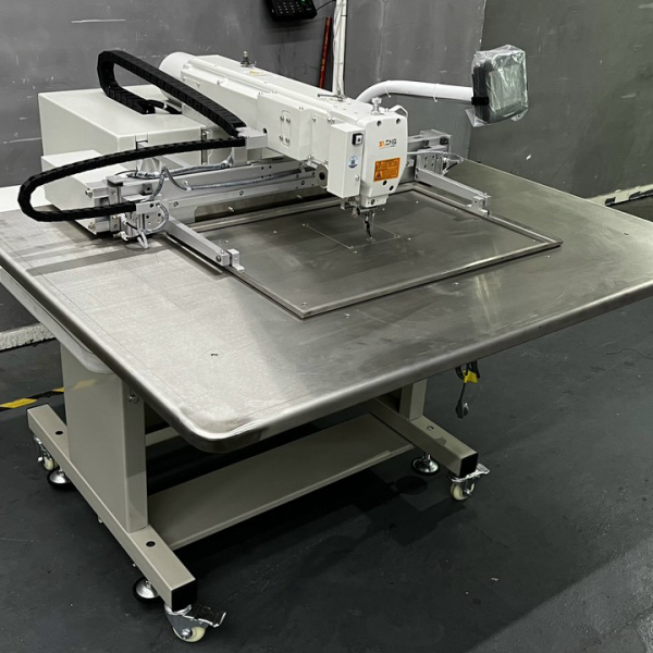 Máy may lập trình 6040G giá mềm